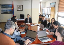 Монголын Мянганы сорилтын сангийн зөвлөхүүд болон АНУ-аас ирсэн хөндлөнгийн үнэлгээний багийн зөвлөхүүдтэй уулзалт зохион байгууллаа.